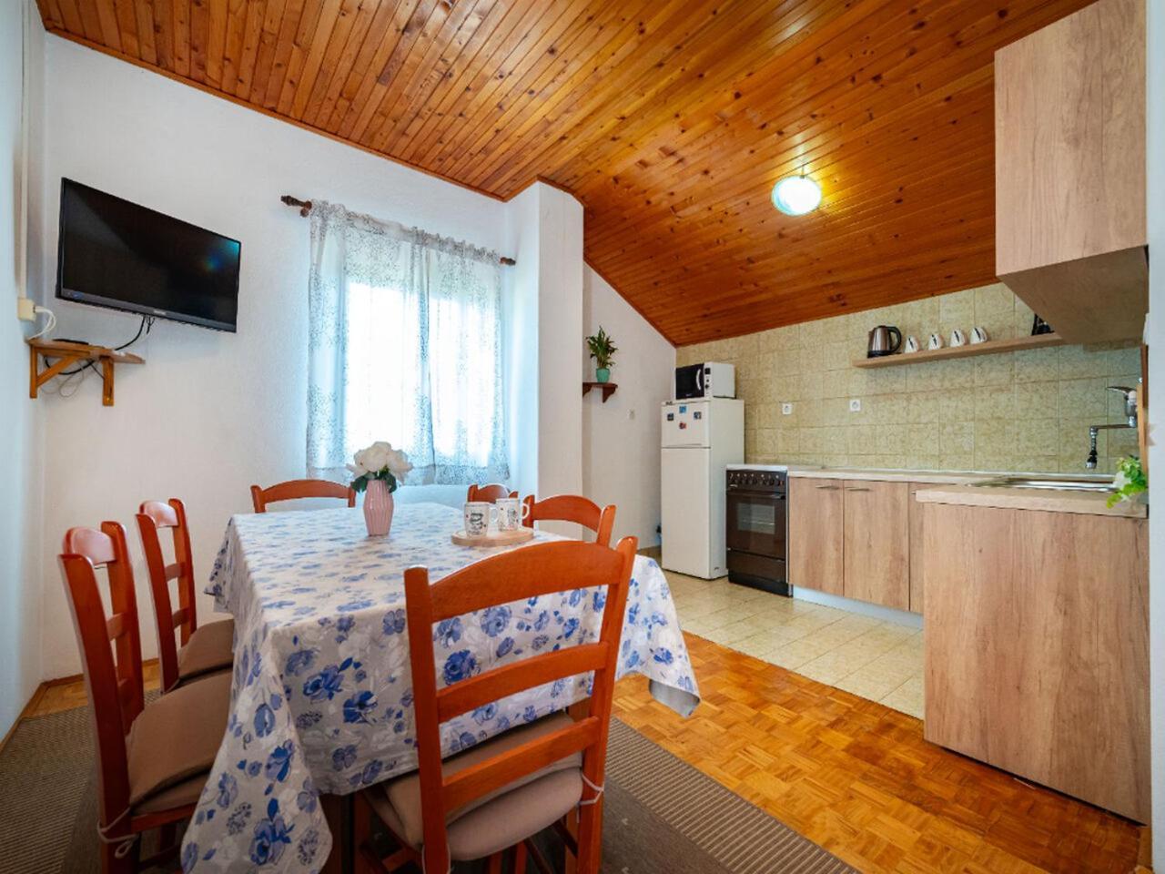 Apartment Sime Nin Exterior photo